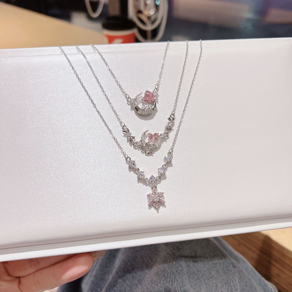 Light Luxury Heart-Shaped Pink Zirconium Necklace for Women, Ins Style, Minimalist Fashion, Versatile Niche Design Clavicle Chain